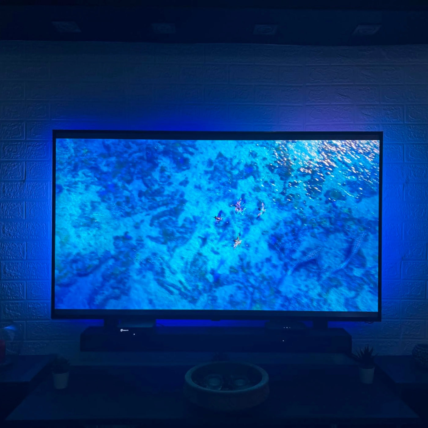 Apex HDMI Sync TV Backlight ( HDMI 2.0 )( Upto 75 inch TVs )